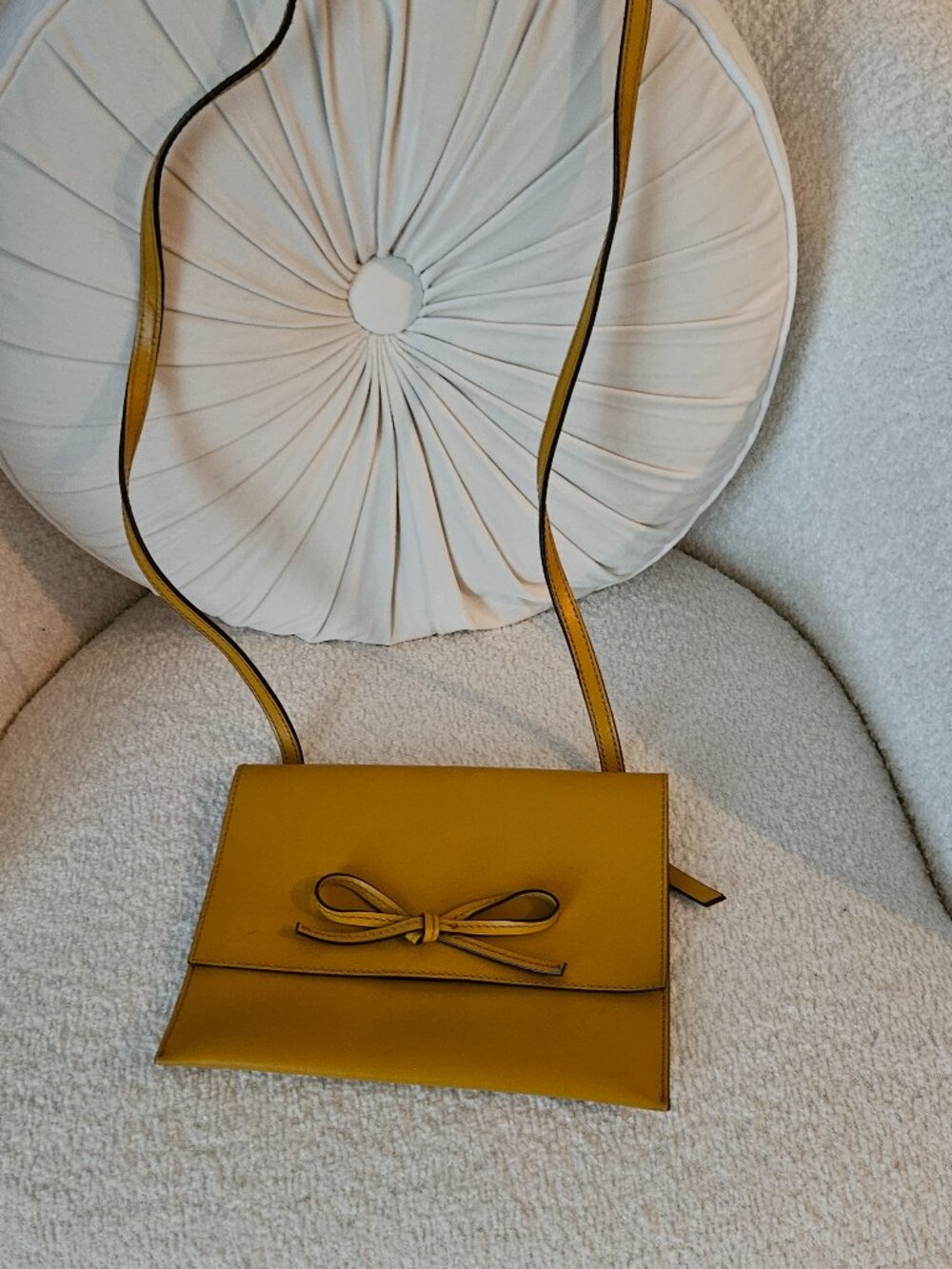 Gap mini shoulder bag